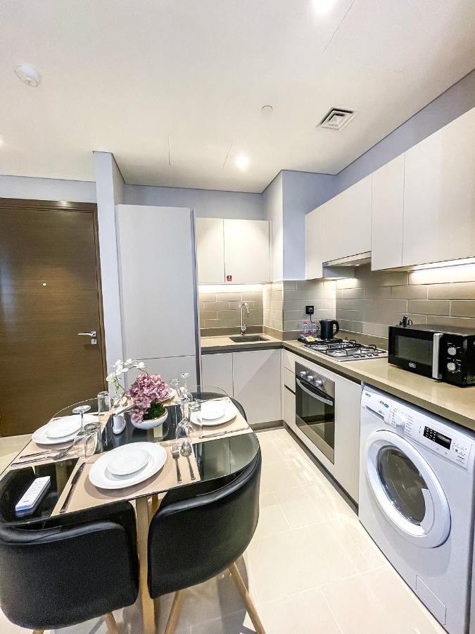Stay By Latinem Luxury 1Br Holiday Home Cv A207 Near Burj Khalifa Dubai Exterior photo